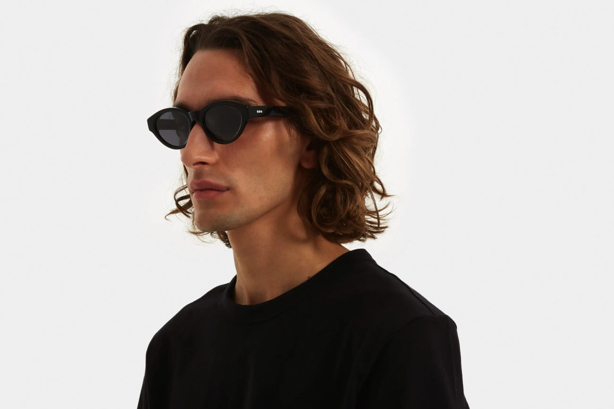 kiki_black_3.webp KOMONO Ovale | Kiki Black