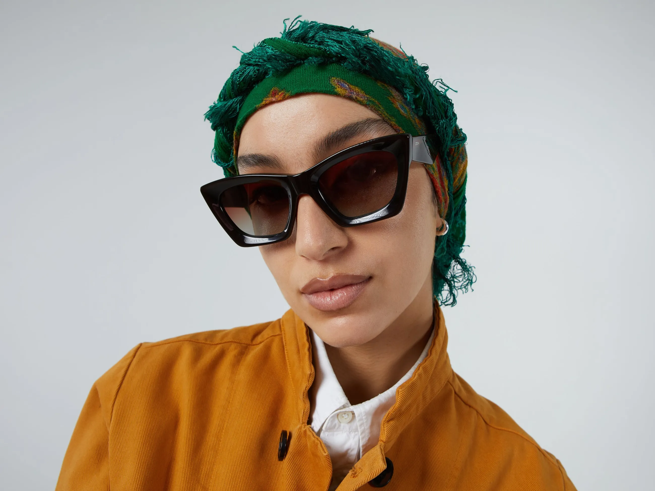 m_black_bronze_3.webp KOMONO Cateye | Nouveautés | M Black Bronze