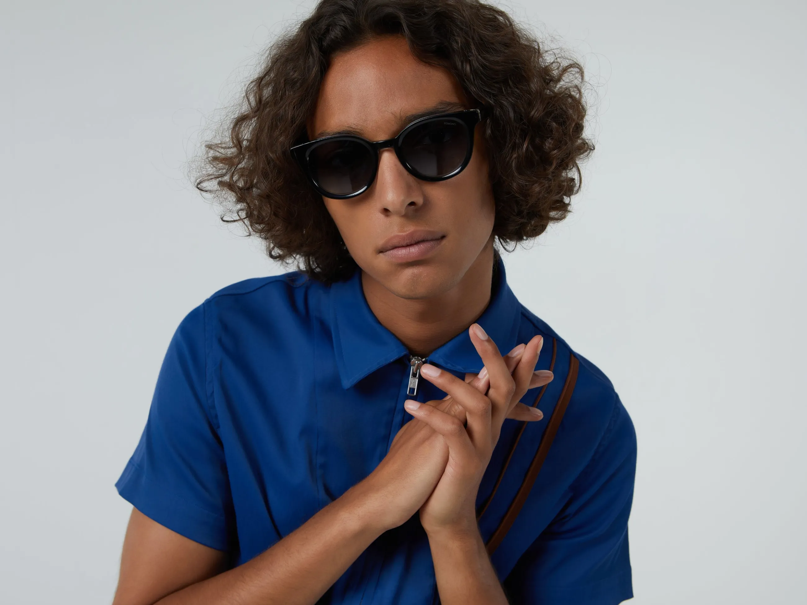 mae_black_clear_3.webp KOMONO Ronde | Mae Black Clear